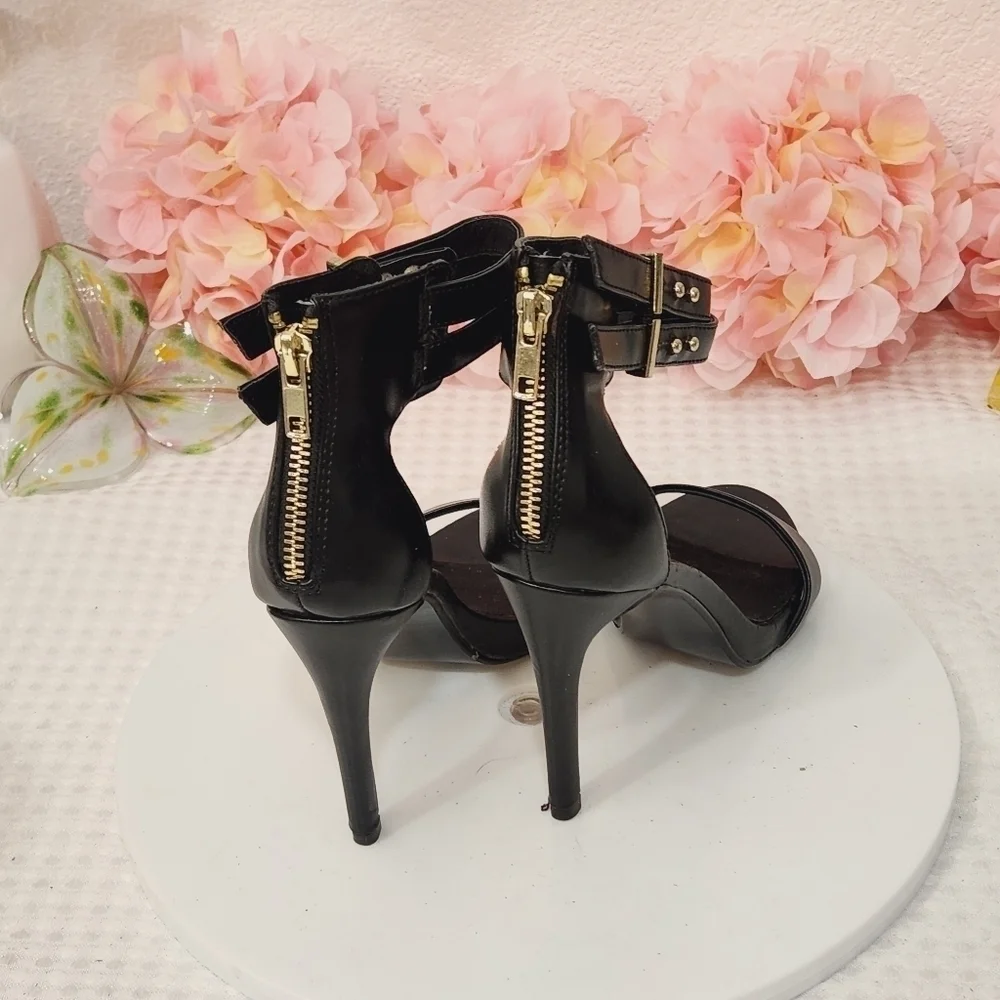 Steve Madden Kaylaa Women Black Ankle Strap Open Toe Heels Size 6M
